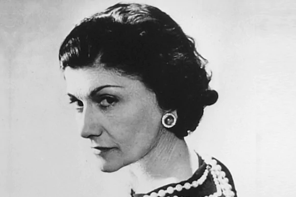 これシャネル シャネルアクセサリーの謎 コスチュームジュエリー 相場爆上がり デザイン ヴィンテージ 買取り 公式 Monobank ものばんく ブランド買取は金 プラチナ高額査定のプロの鑑定士