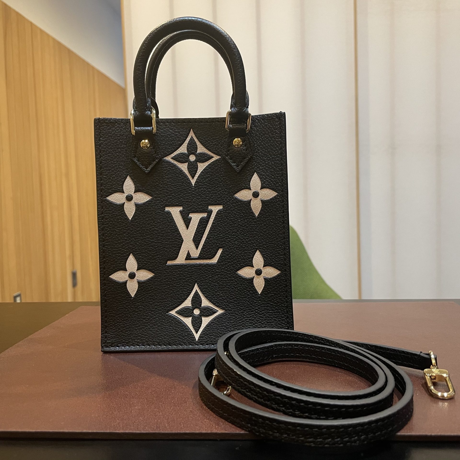 LOUIS VUITTON - クーポン99750円 LOUIS VUITTON/ルイ・ヴィトン