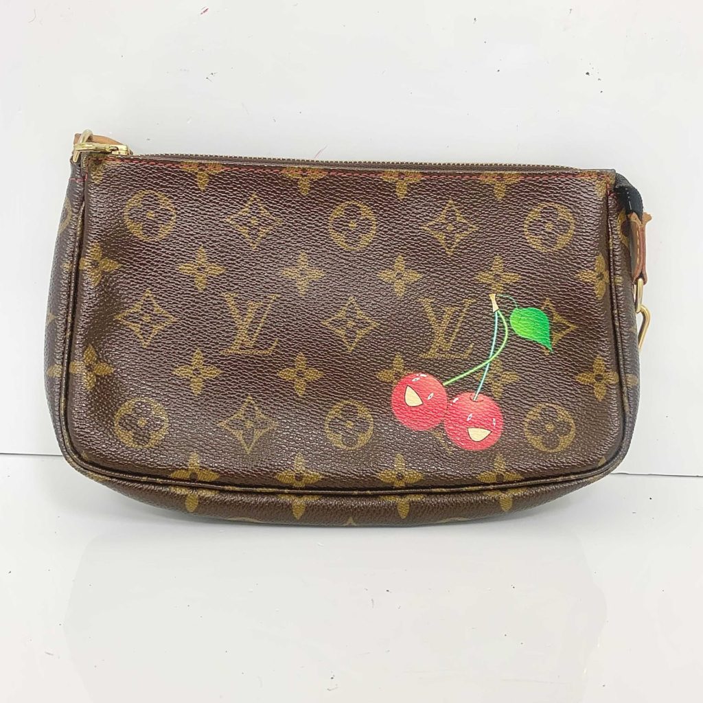 LOUIS VUITTON □ モノグラムチェリー □ポシェット・アクセソワール 