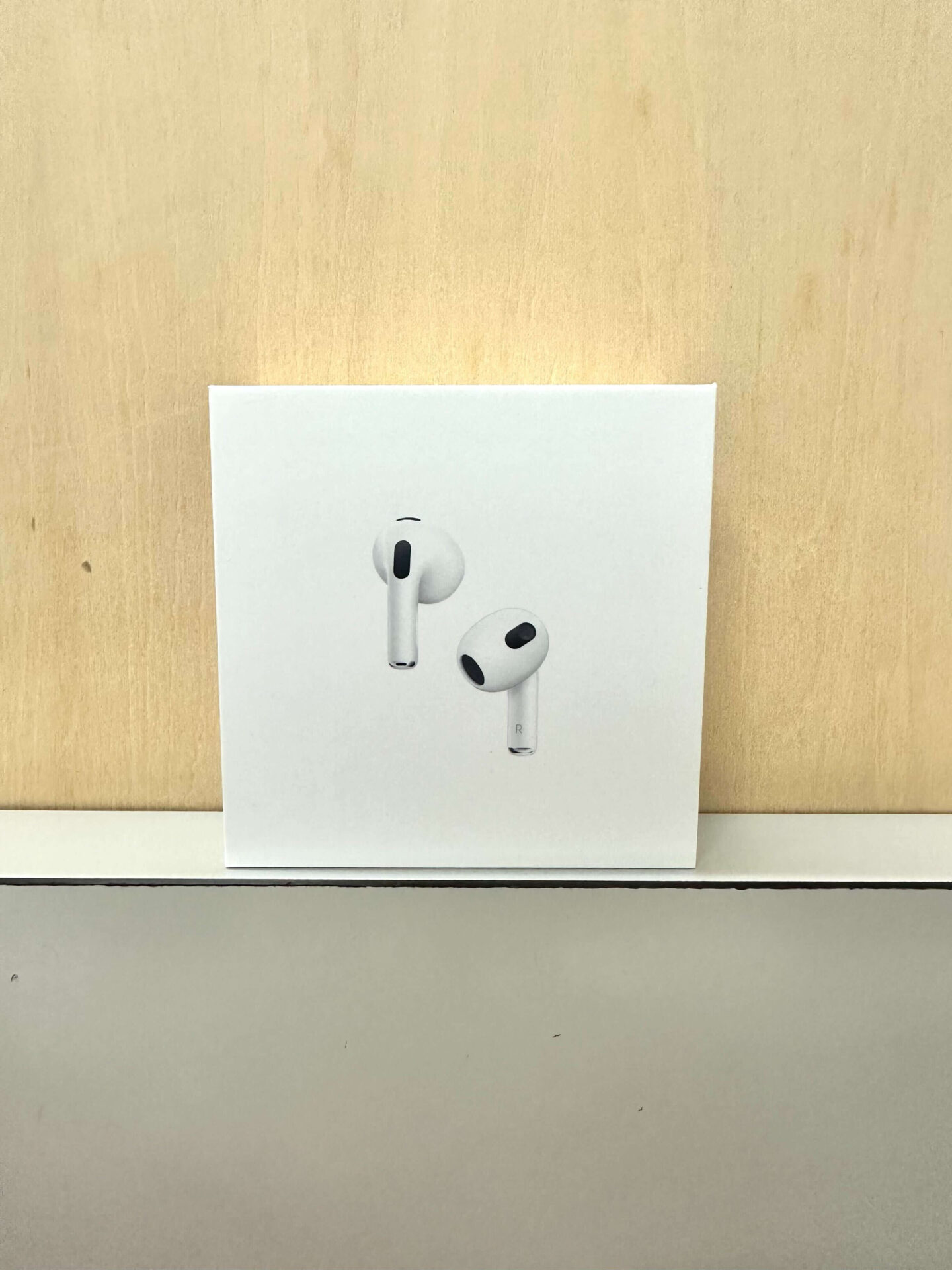 apple MME73J/A AirPods 第3世代