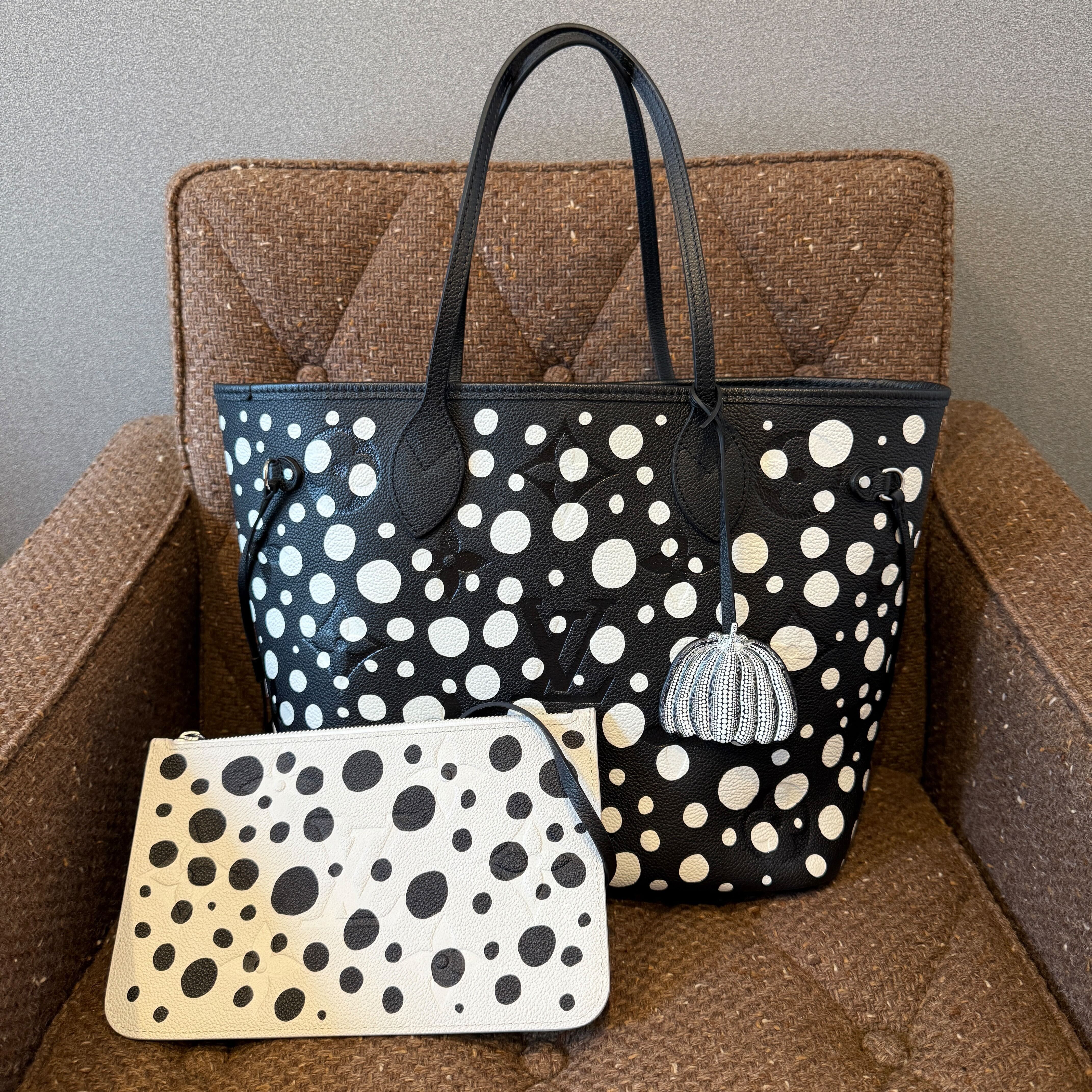 LV ネヴァーフルMM 草間彌生コラボをお買取り