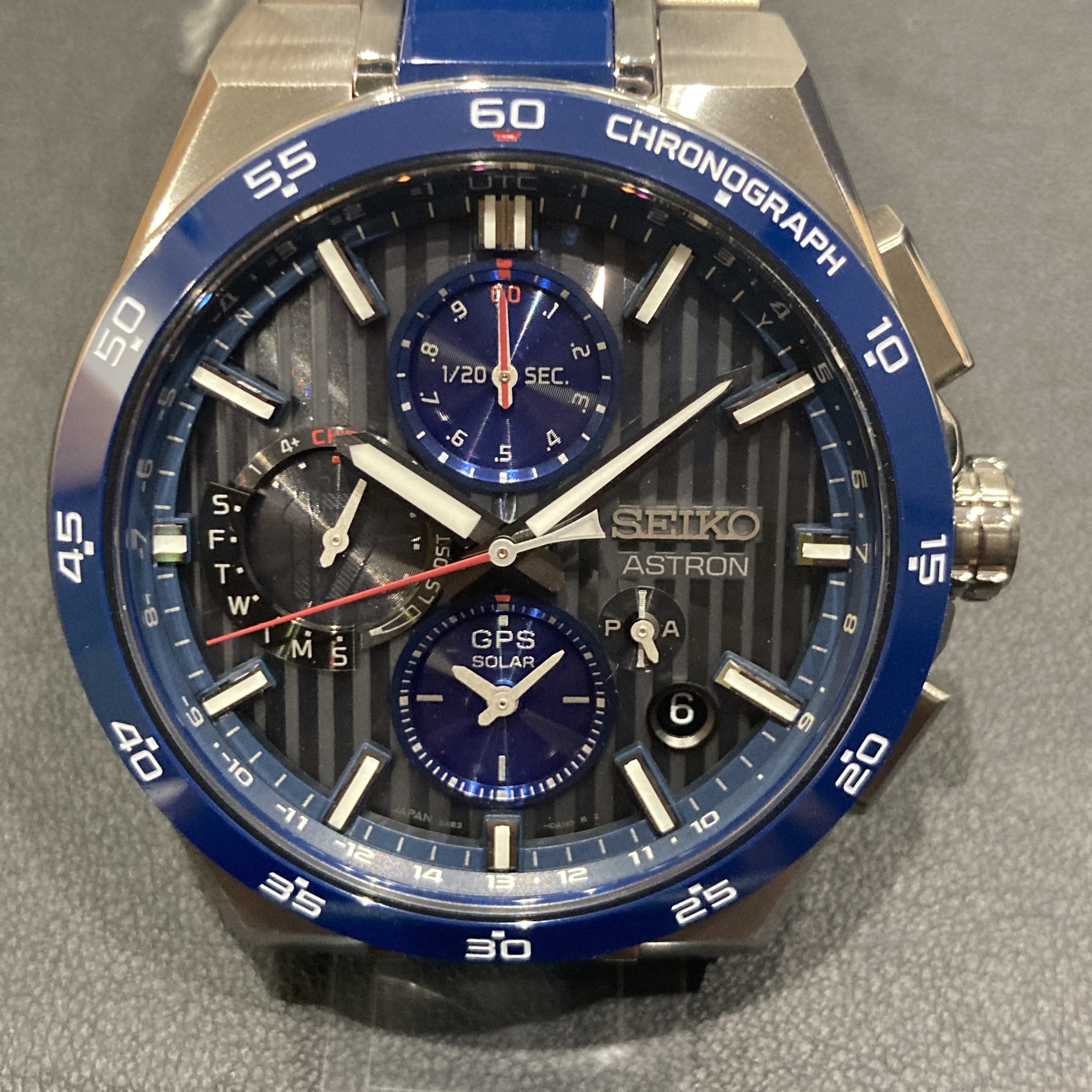 オメガ スピードマスター ミハエルシューマッハ レジェンド
